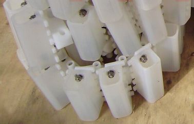 XL83 FLEXIBLE CONVEYOR SYSTEM CHAINS WITH RUBBER GRIPPERS MODULAR CONVEYOR SYSTEM LINES COLOR WHITE